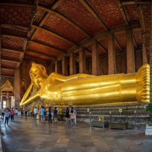 Bangkok: The Vibrant City of Temples, Markets, and Nightlife